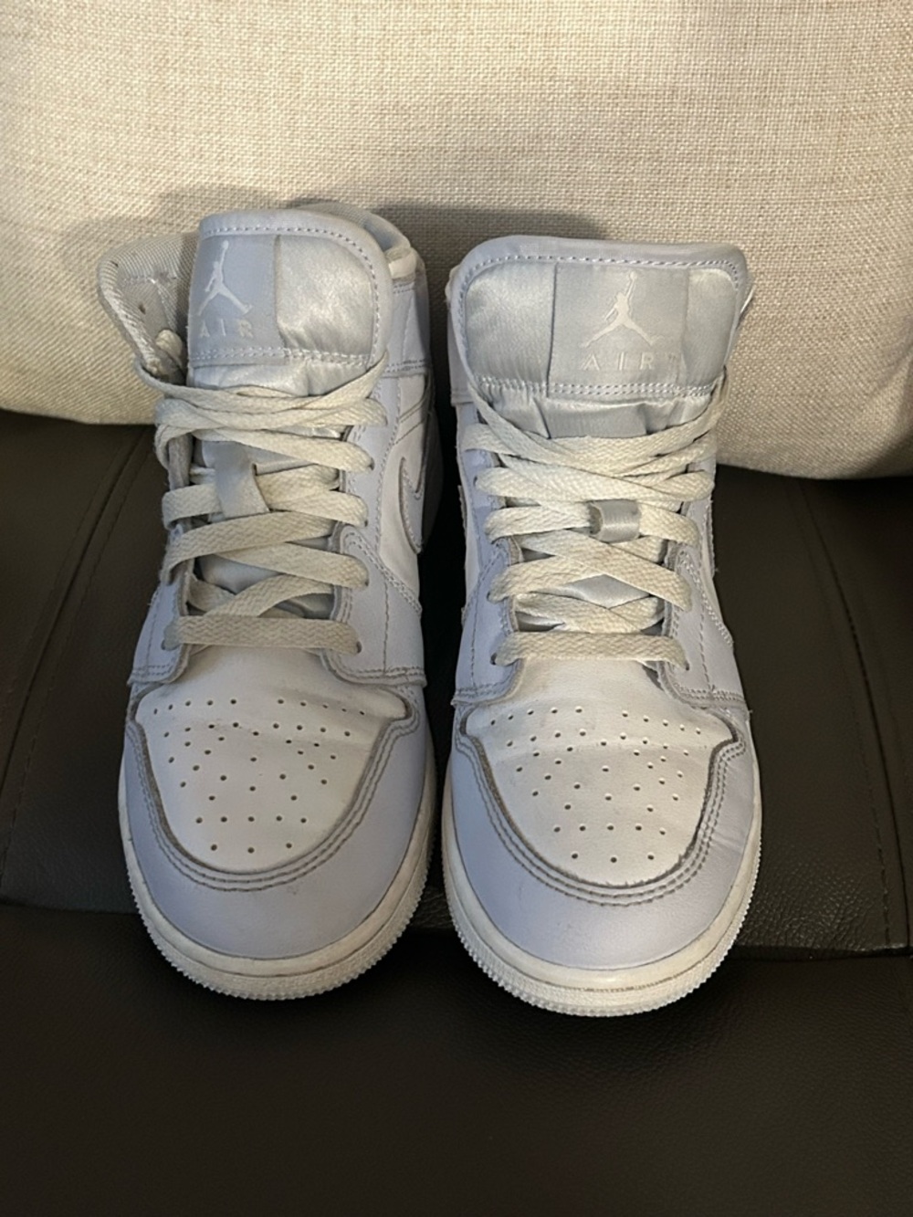 Jordan Kids' High-Top Sneakers in Light Gray and White